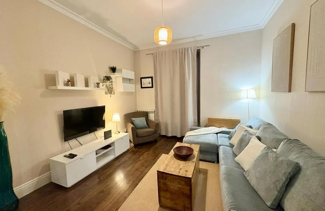 Apartamento Atocha Madrid Centro AVE muy grande-1